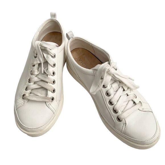 Vionic Winny Sneakers with Arch Support in White Size US 7.5 - Picture 4 of 12